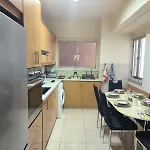 Appartamento 3 Bedroom Old Town 5 Minute Walk To Finnikoudes